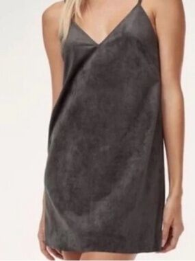 Wilfred| Aritzia| ‘Vivienne’ Charcoal Grey Faux-Suede V-Neck Mini Dress Sz M